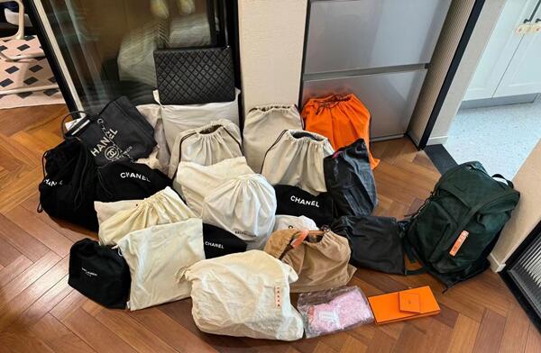鄂托克前旗回收奢侈品衣服.jpg